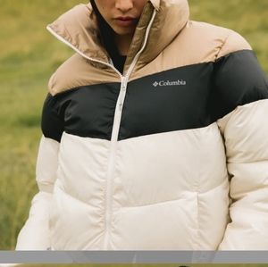 Columbia womens Puffect Color Blocked puffer jacket size XL